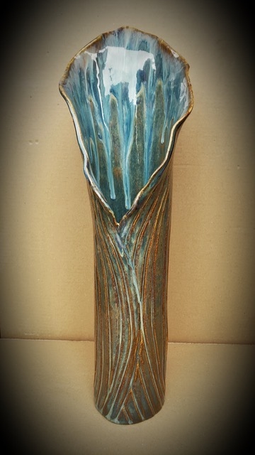 Tall Leaf Vase by Thomas Skupnietwitz